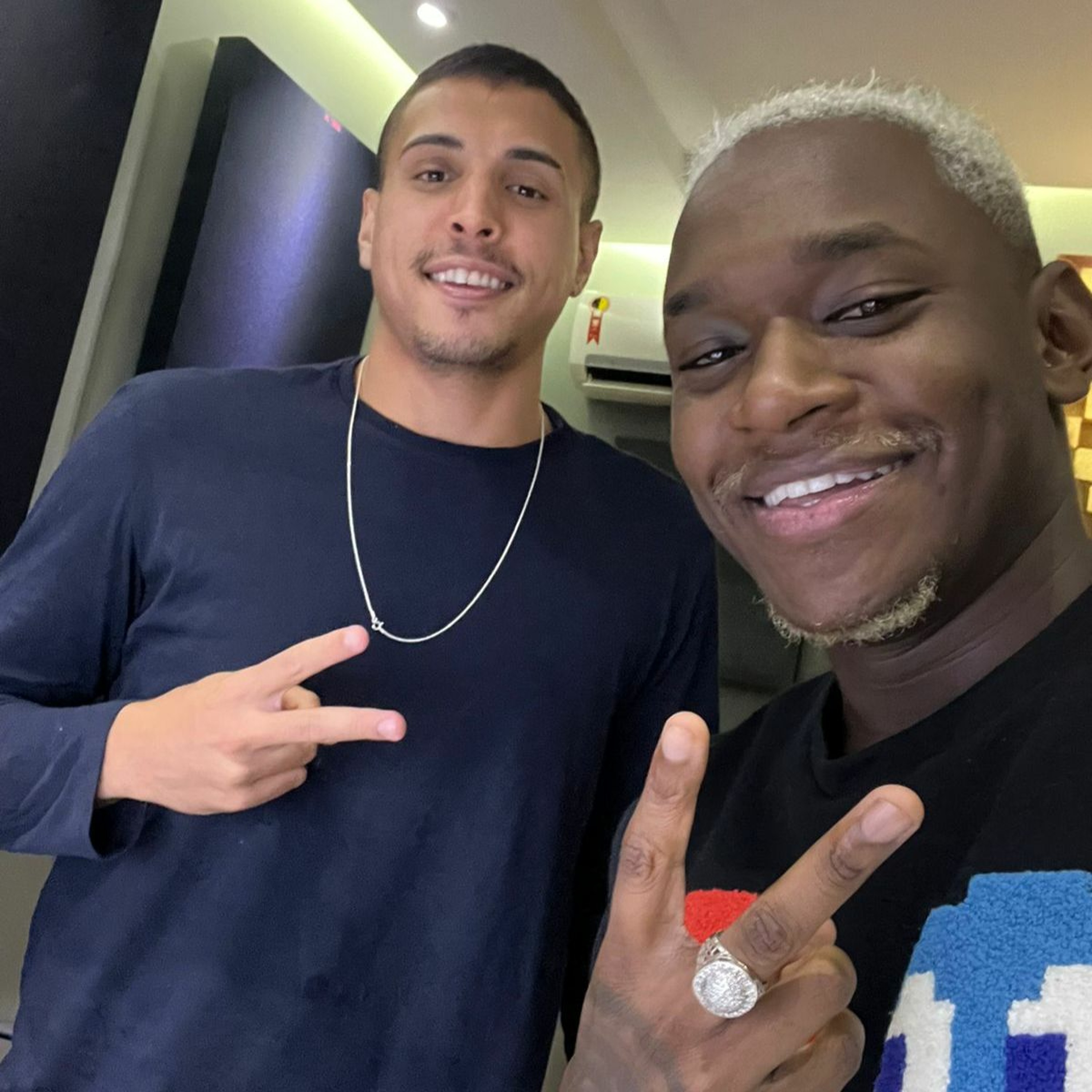 DJ ROGERINHO DO QUERÔ