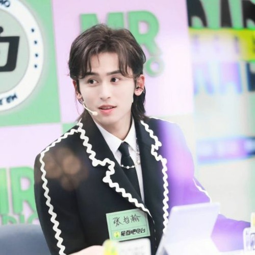 Không phải trào lưu không tiêu tiền《不潮不用花钱 HighFashion》- Trương Triết Hạn《张哲瀚 Zhang ZheHan》