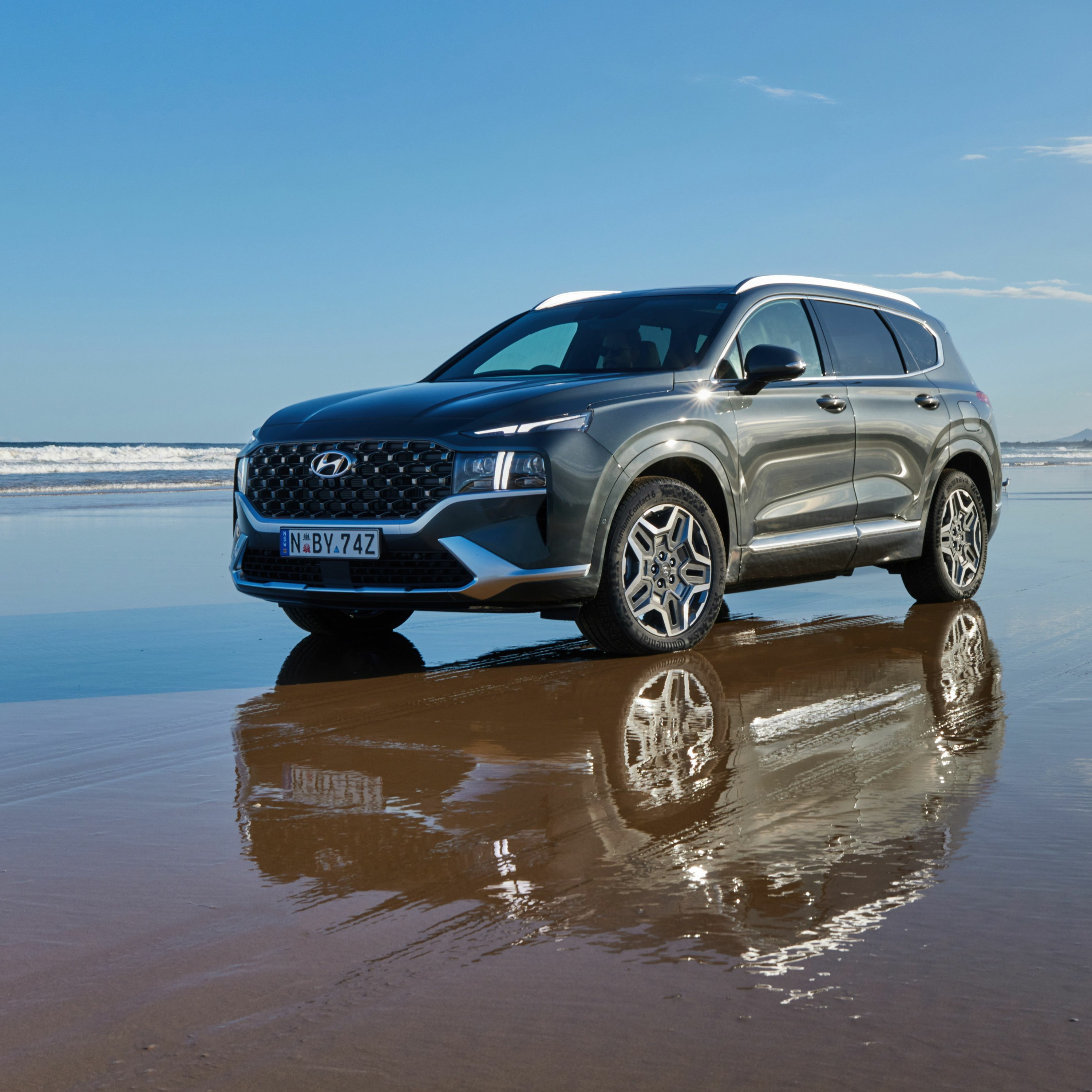 New Hyundai Santa Fe Hybrid; Peugeot 303; Noise cameras in UK; Flood resistant roads thumbnail
