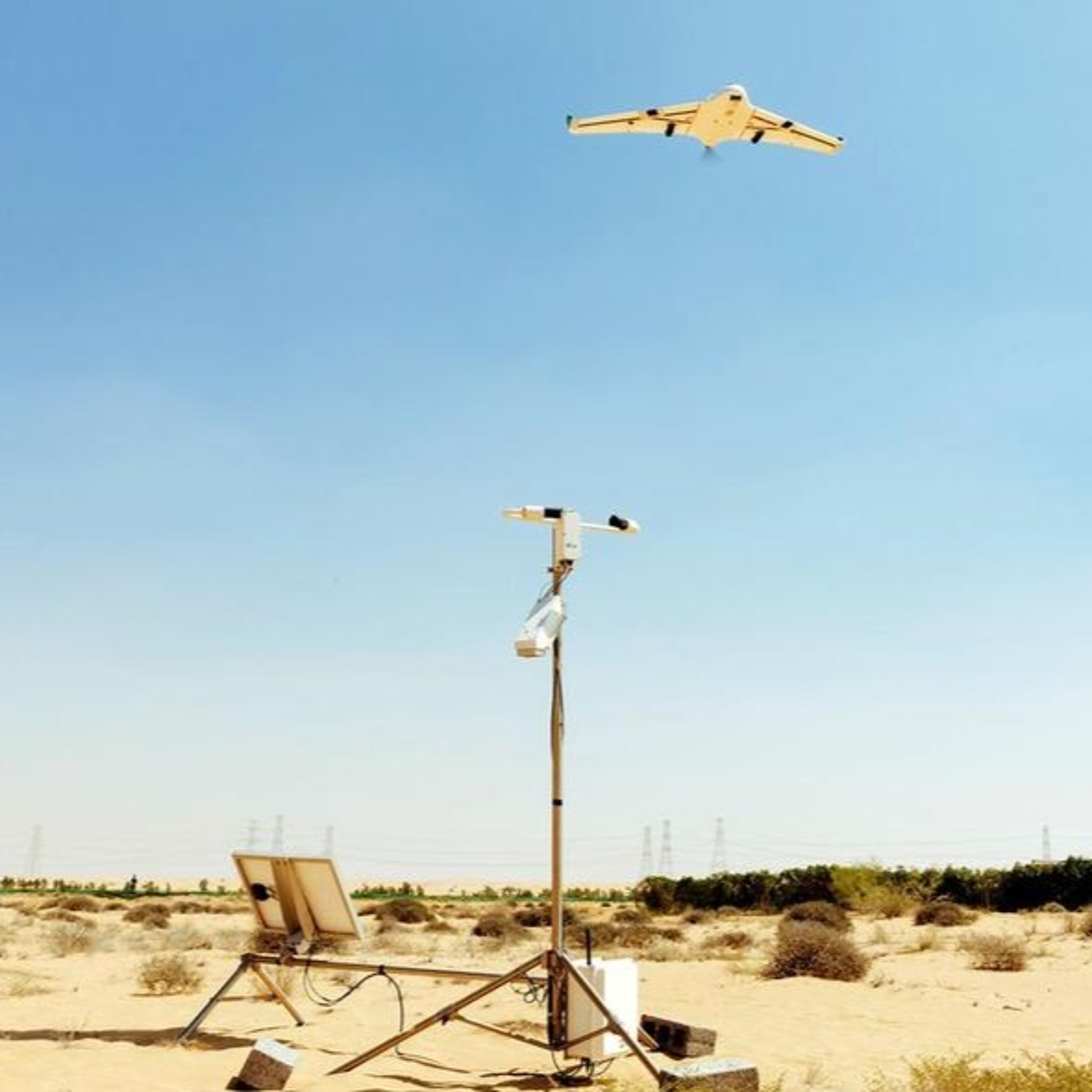 The UAE Uses Electric Shock Drones in Cloud-Seeding Operations (11/03/21) episode artwork