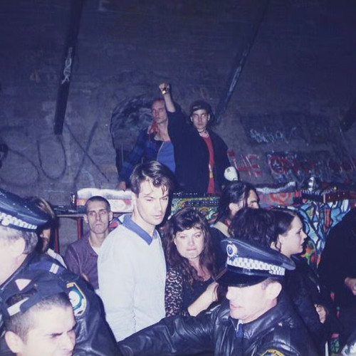 WELLYN DJ- ILLEGAL FUNK- FREE DOWNLOAD
