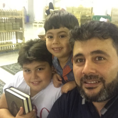 ذكر النبي يفرج الكربات      ومديح احمد يذهب العثرات