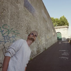 PREMIERE : Teen Daze - Oskars Groove