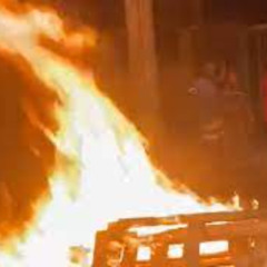 MC A MIDIA - QUEIMA NA FOGUEIRA ((PEDREIRA 2025))