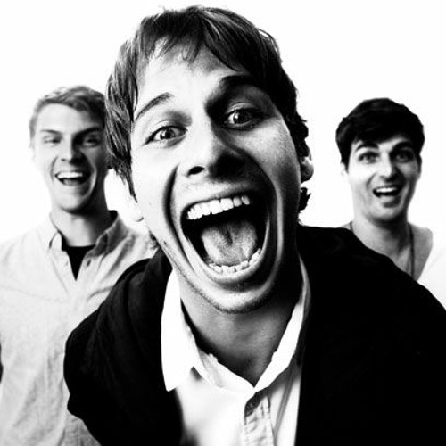 Foster The People - Pumped Up Kicks (re disco ver ''Faster Than my Bullet" e-Pop reMix) back to 2011