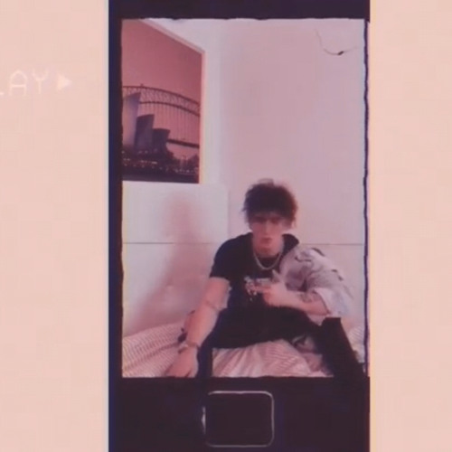 XL „PICK UP THE PHONE” (REMIX)