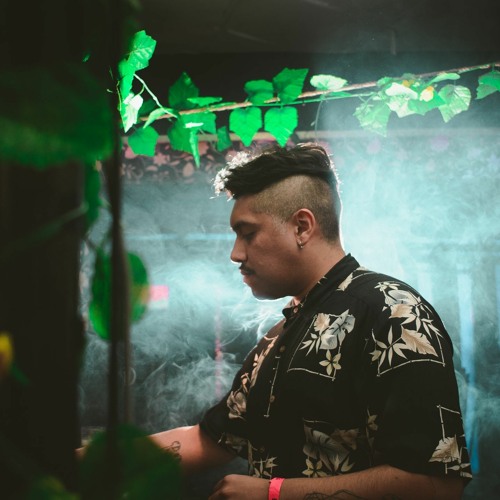 Proton Radio // The Purr Showcase #074 Corei
