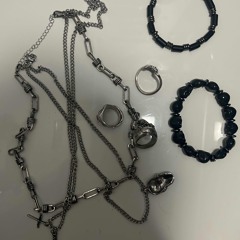 she a godess (hu$hgod)