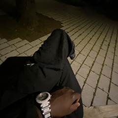 Walk In The Hood🚶🏾🧱