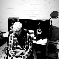 No Es Novedad (ft. young casta)