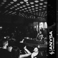 Anysa // Recorded at 4×4 apr. UnderDivision w/ Analect @ClubVibe