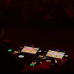 TECH HOUSE