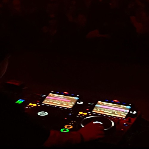 TECH HOUSE