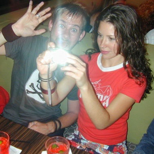 ارسمني موجات غلا جايبها لشط حنين