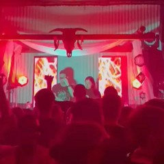 Warm up  w/ Southcity & Mele Hipico La Plata