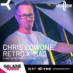 Retro X-Mas Galaxie Radio by Chris Lowone