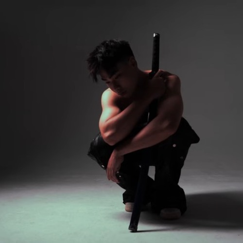 bật trong đám tang - gió