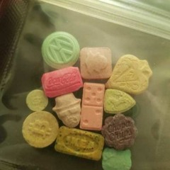 molly on my night$tand (prod drug$lutt)