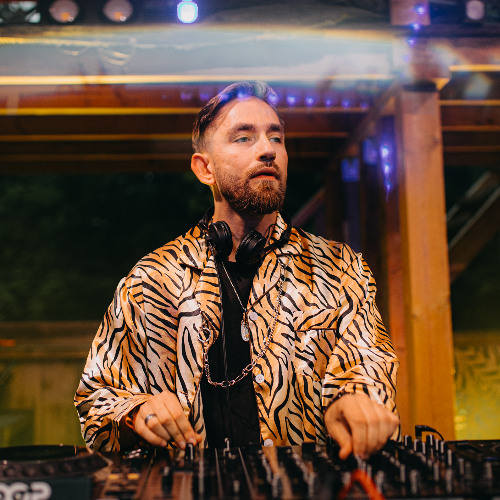 Summer Contrast 2025 – Oak Stage Closing Set (Melodic Techno & House)