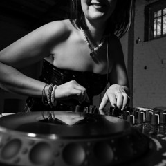 Dj Chrissy presents Black Out Sal / Instru Tarraxa  2014