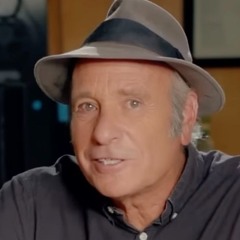 Investigative Fire: Greg Palast on Truth, Poetry, and Vigilantes Inc.