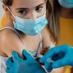 “Todos los pediatras recomiendan la vacunación en niños, no solo contra el COVID”