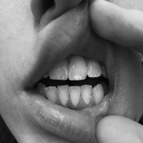 tongue by tommy