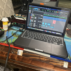 1000 PILLS l8R (Produced by. Qil)