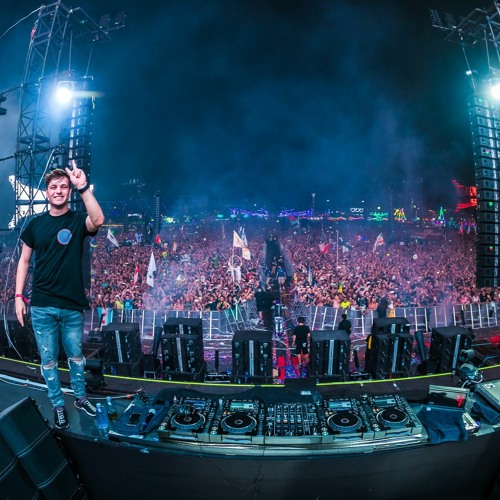 Stream Martin Garrix - Live @ EDC Las Vegas 2019 Circuit Grounds (Full 90  min Set) [FREE DOWNLOAD] by Bass Cat | Listen online for free on SoundCloud