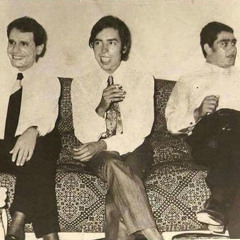 طلبات، وأحيانا استجداءات