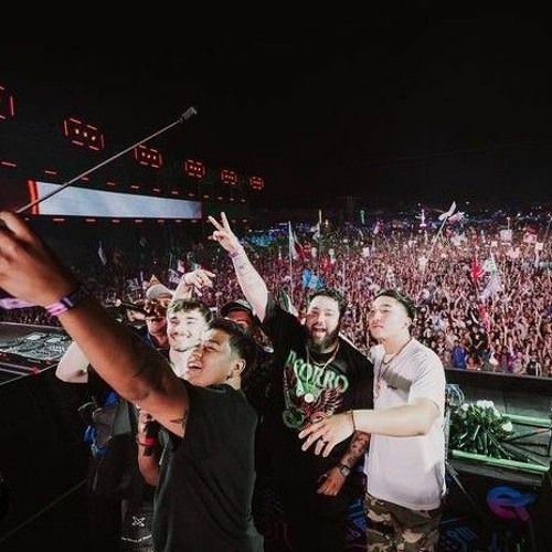 Stream Eslabon Armando x Deorro Ella Baila Sola Remix Deorro EDC Las