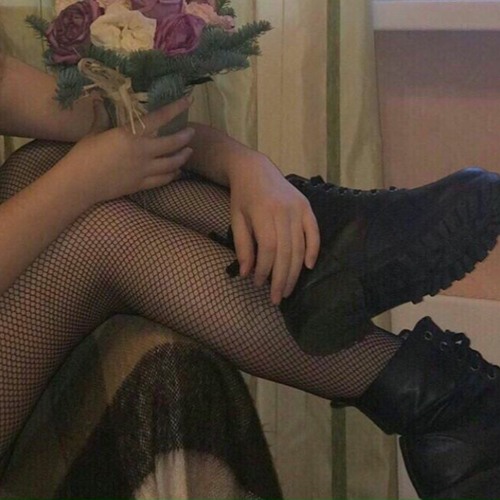 DVRST - Close Eyes (Slowed + Reverb)