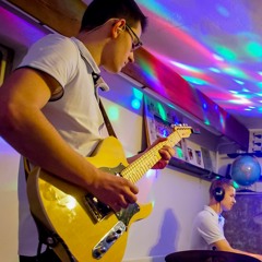 Billie Eilish - everything I wanted (Guitar Cover by RedDotMusic)