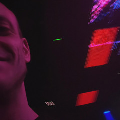 SimonLee 19112023 DarkHousE 1