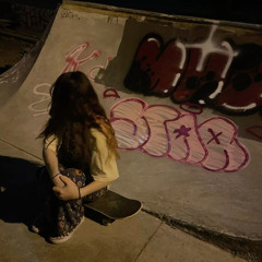 skatergirl ☆⋆｡