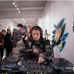 Meli Mena (DJ Set) - Halfpipe Records Pop Up Store @ Element Store