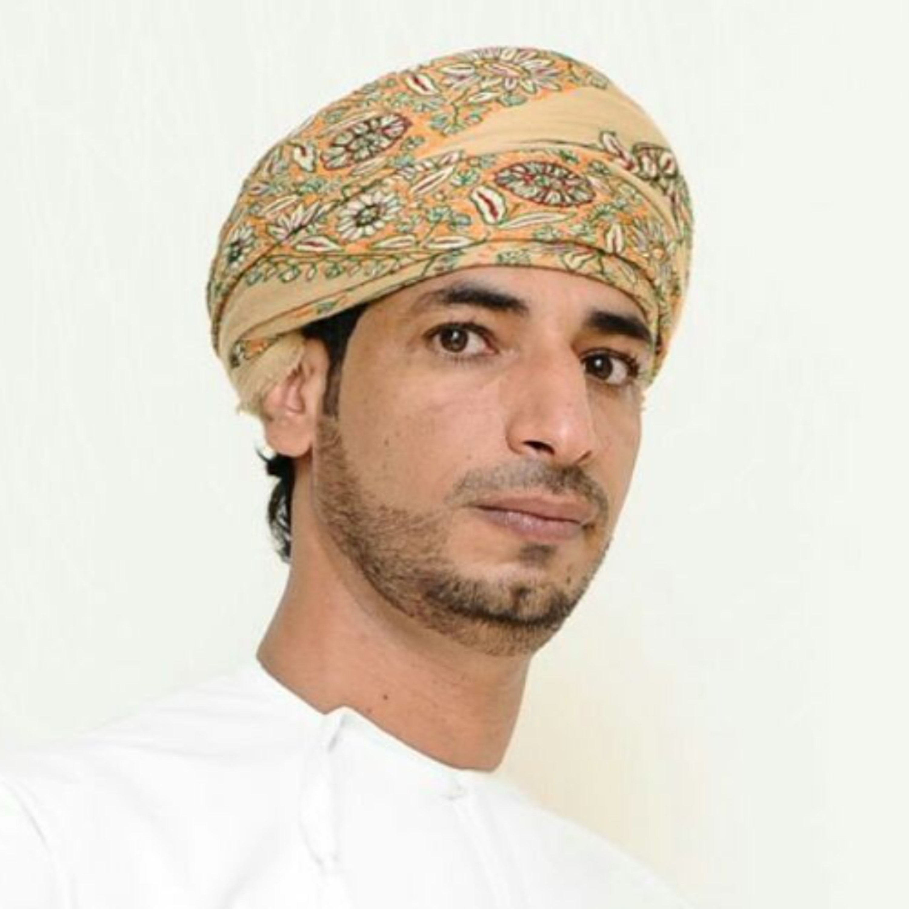 اعترافات وافد متقاعد _ للكاتب إبراهيم الهادي episode artwork