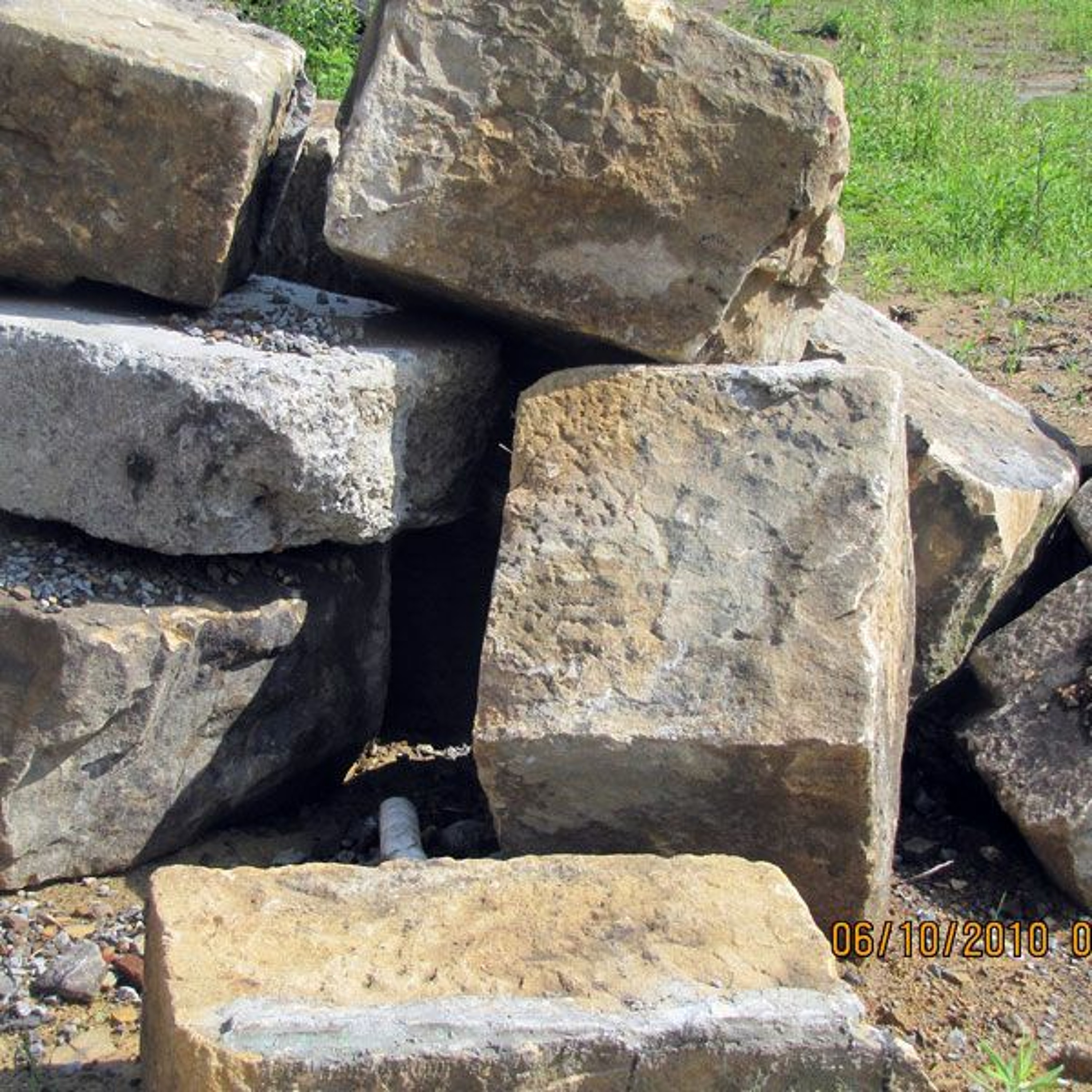 1 Peter 2.4 - 10 Woburn Church Of Christ - -Living Stones episode artwork