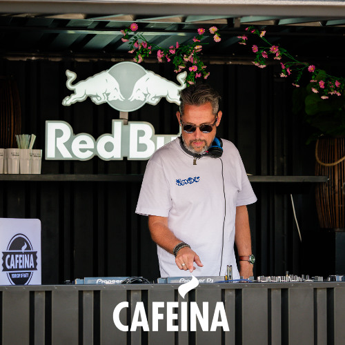CAFEÍNA ROOFTOP SESSION BY GEE