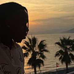 2AM IN SESTRI LEVANTE