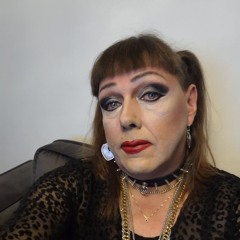 In the flashing lights rain - featuring Linda Diamondsky