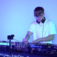 DANNY P / 30 MINUTE POWER MIX ( 1K SOUNDCLOUD FOLLOWERS SPECIAL)