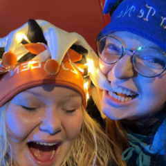 drau dogen deer Femke & Elisa