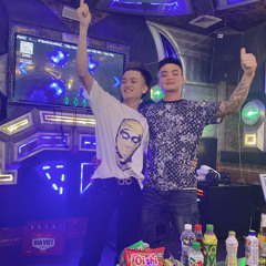 nst uy tín CHIỀU THU HỌA BÓNG NÀNG REMIX  THÁI HOÀNG  HOT .mp3