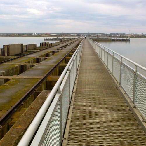 FKISM: Goolwa Barrages, Goolwa - April 2012