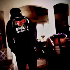 CALM DOWN feat SKARIN