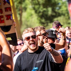 ROOSTERZ - DEFQON.1 OPENER