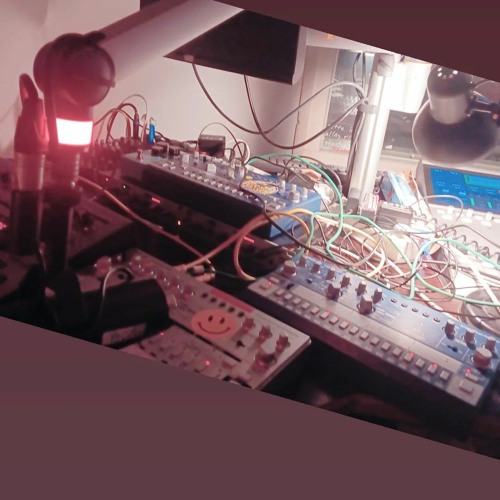 ILLEGAL303 live at Needsome Radioshow on Radio Dreyeckland 1.3.2024