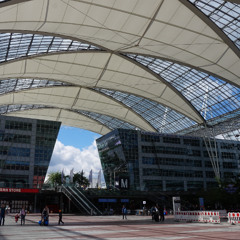 Atmosphere (2) at Munich Airport - 17 May 2025-4.02pm