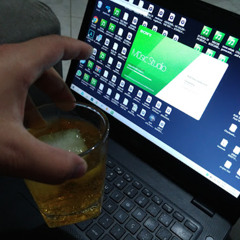 TAPINHA NA CARA ELA PEDE -  MENOR THALIS e MC 7BELO (DJ TIO JOTA)